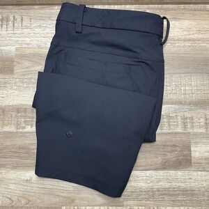 Lululemon Commission Casual Oxford Chino Shorts Men 38 Black 10" Inseam EUC